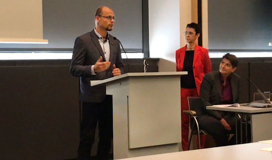 Innovation instead of imitation